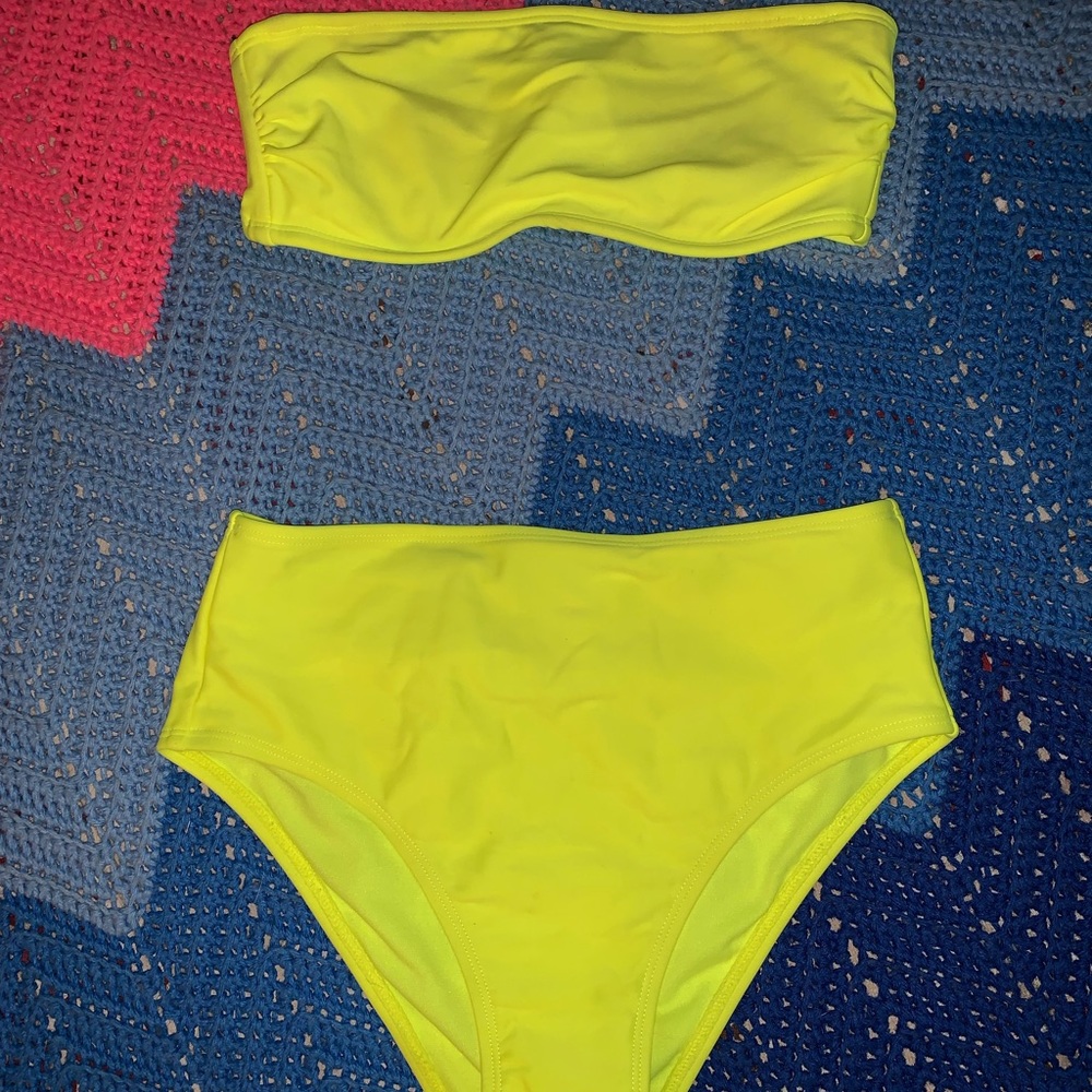 Neon yellow Bikini